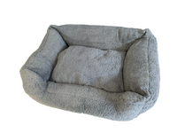 Kysler Rectangle Pet Bed (Cozy Gray Sherpa)