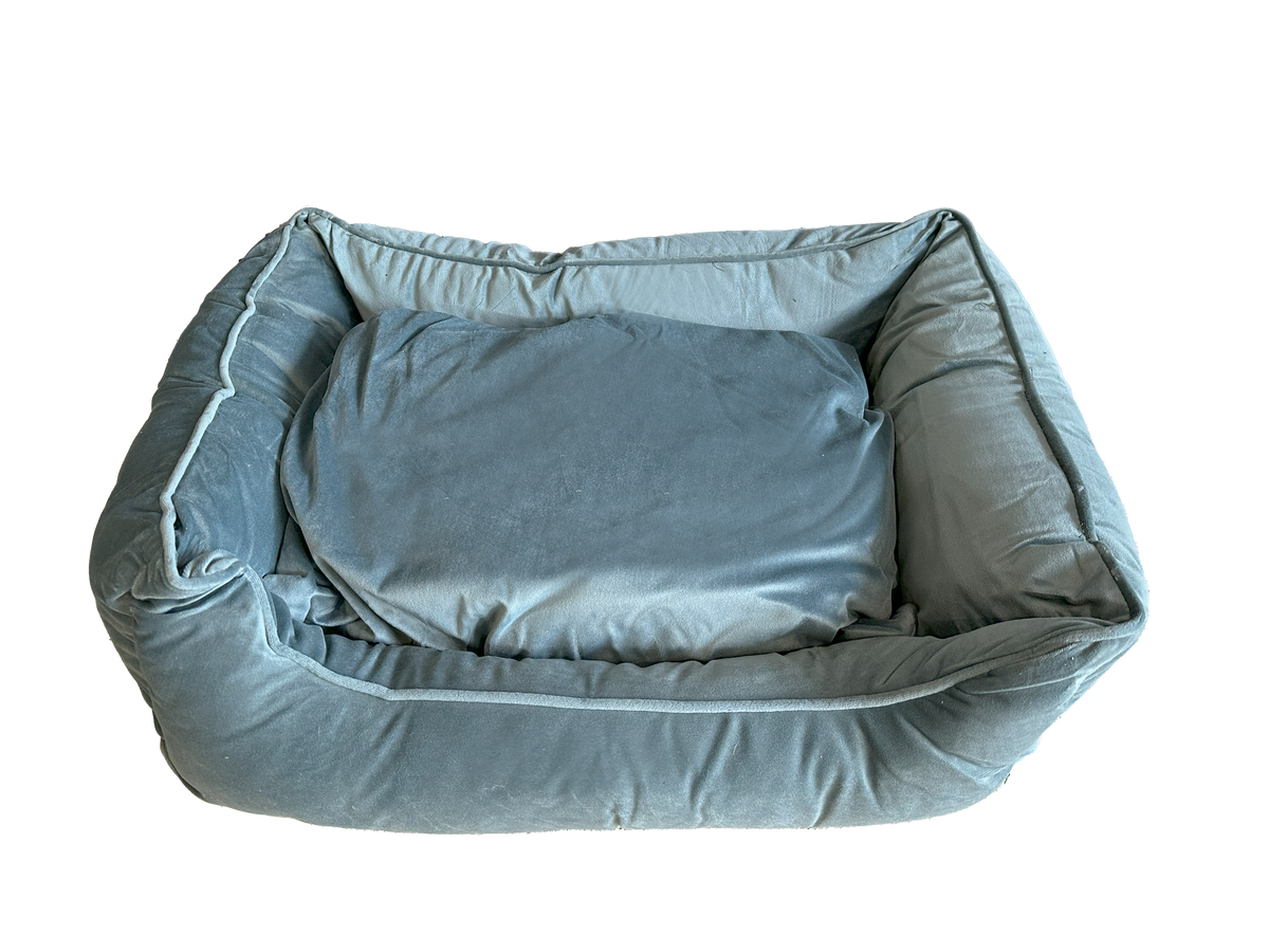 Kysler Pet Bed (Slate Blue Velvet)